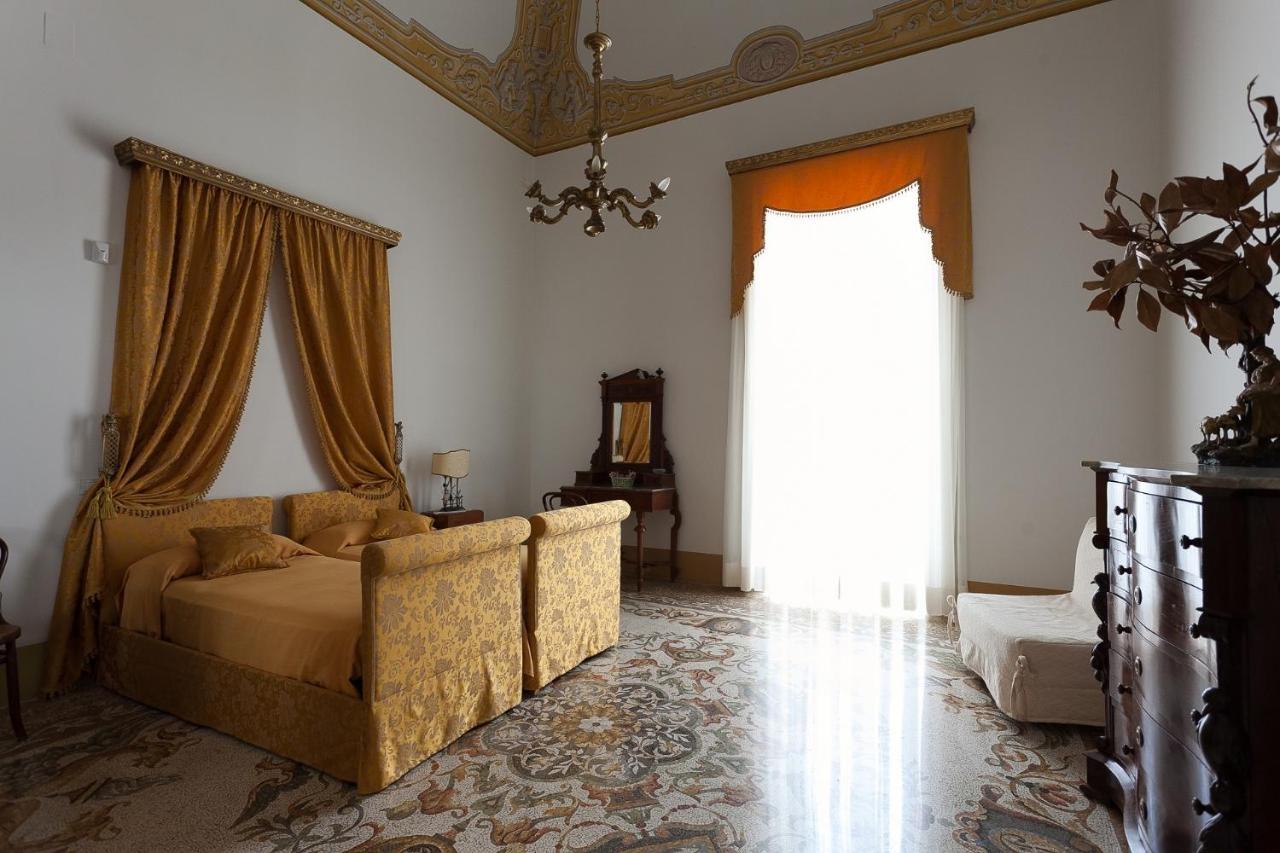 Palazzo Pio Apartment Lecce Buitenkant foto